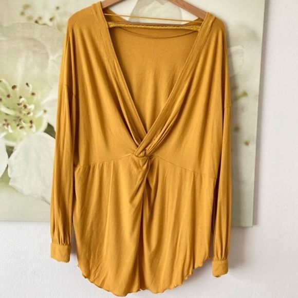 Free People Shimmy Shake Top Color NWT Color: Untamed Gold - Picture 7 of 9